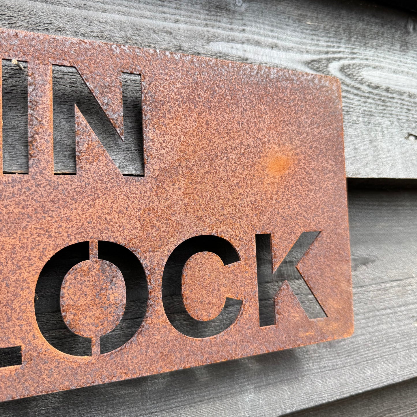 Rustic Metal GIN O’CLOCK Sign (last 2)