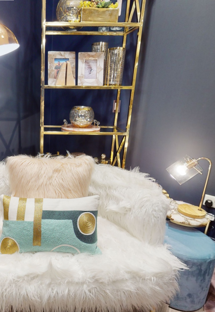 Amreli Small Vertical Textured Gold Metal Trinket Box