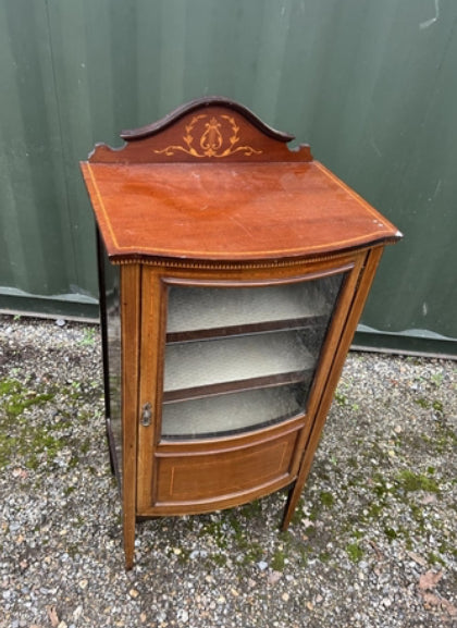 Antique Edwardian Mahogany Bow Front Cabinet
53cm x 36cm x 106cm