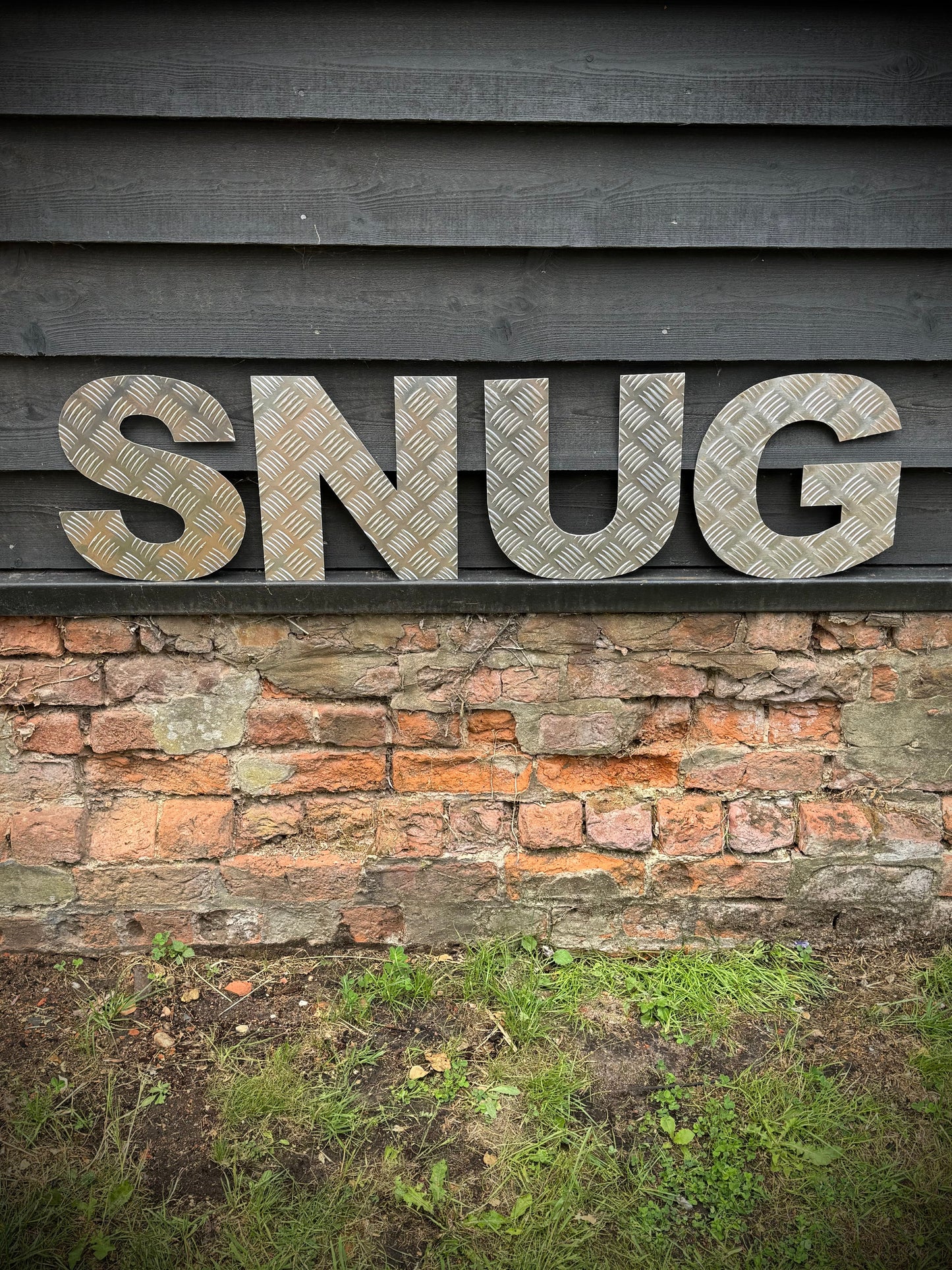 SNUG Aluminium Checker Plate Lettering 12 inch (last one)