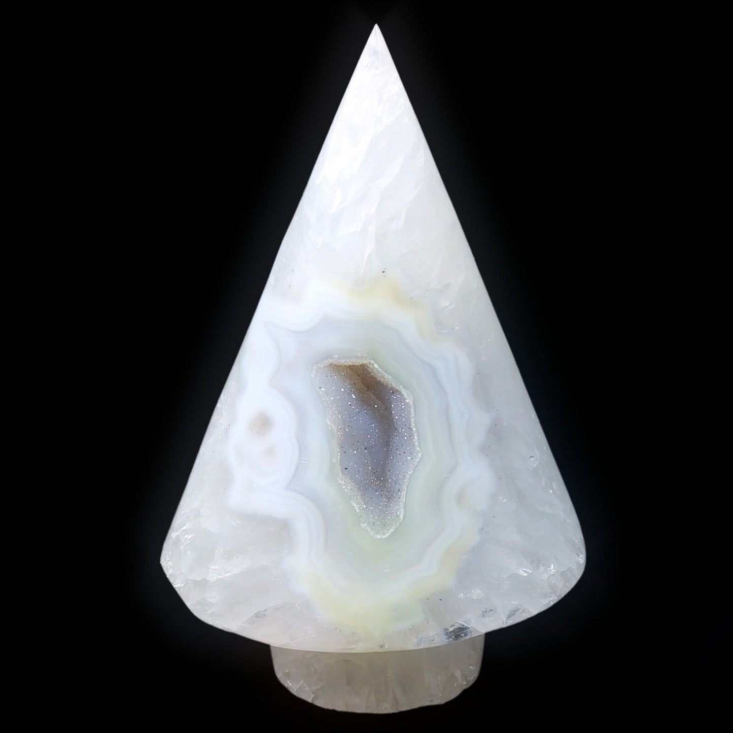 White Agate Christmas Tree (1063g)