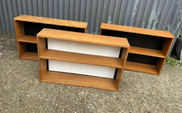 Set Of 3 x Teak Mid Century Wall Mounting Bookshelves 82x20x50cm Each £179 The Set Of 3.