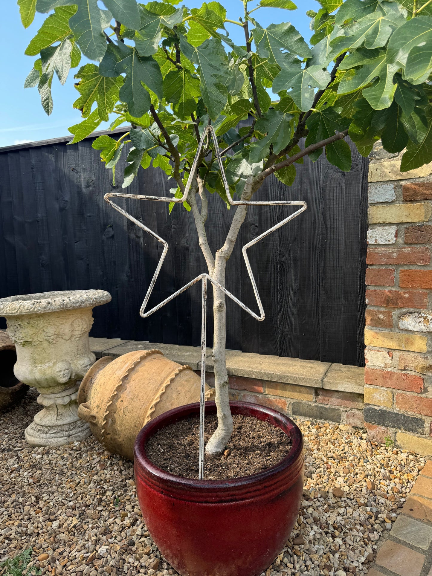 Garden Stars On Ground Spikes / Metal Star Ornaments / Lawn Decor