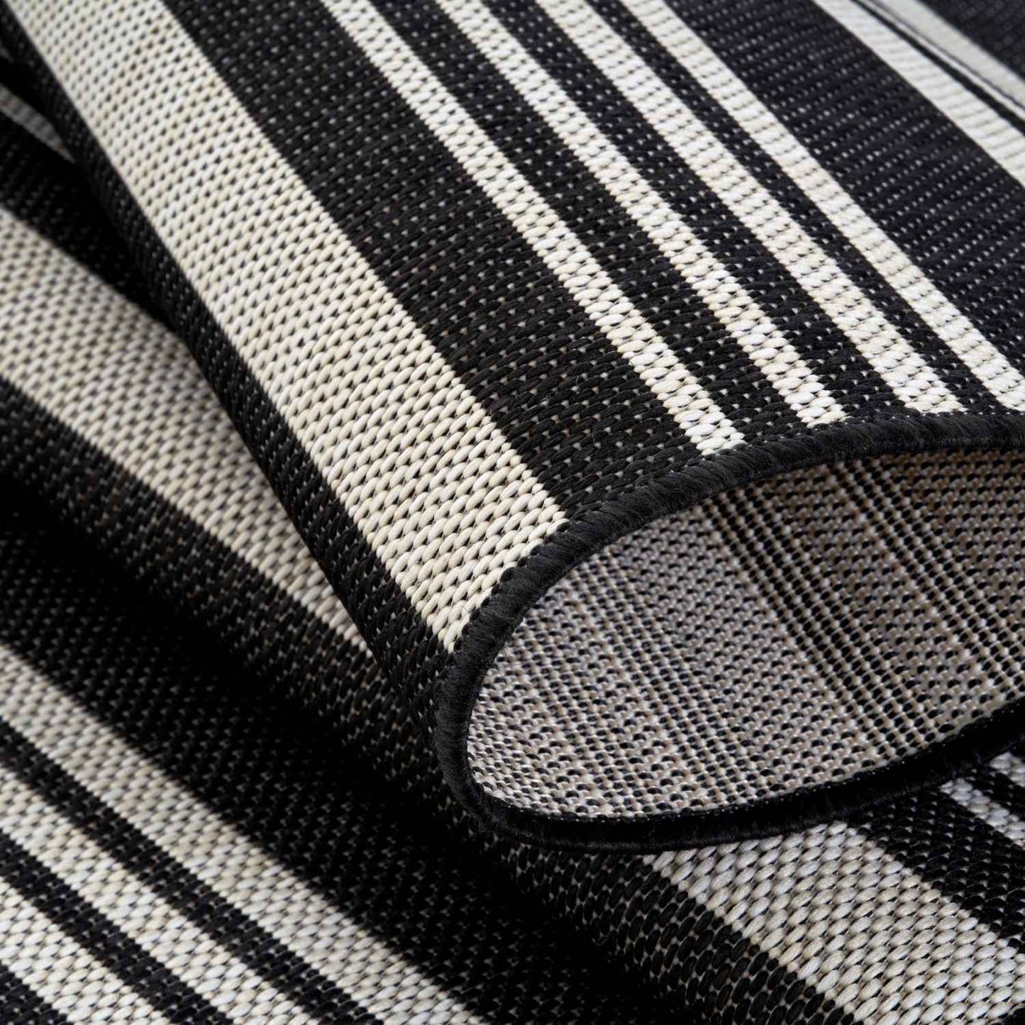 Ecology Outdoor Rug Black | 300bl