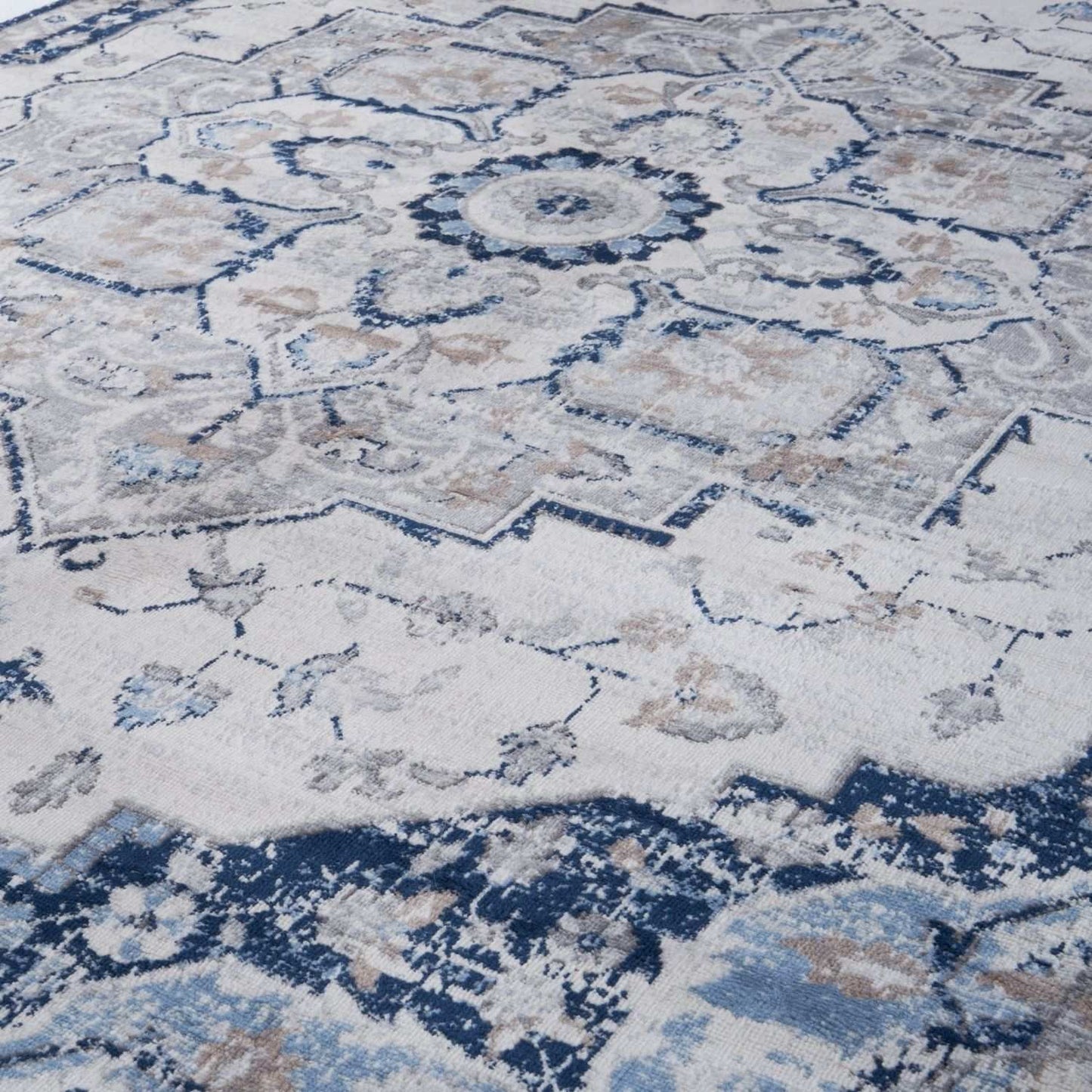 Montana Vintage Navy Rugs | 4000