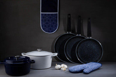 Modern Retro White Blue Double Oven Glov