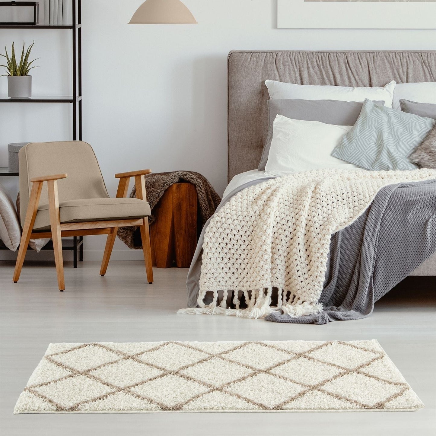 Moroccan Ivory Shaggy Rug | 530
