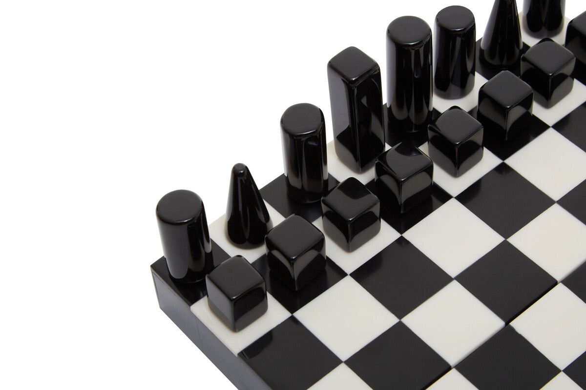 Churchill Games Small Black and White Foldable Chess Set