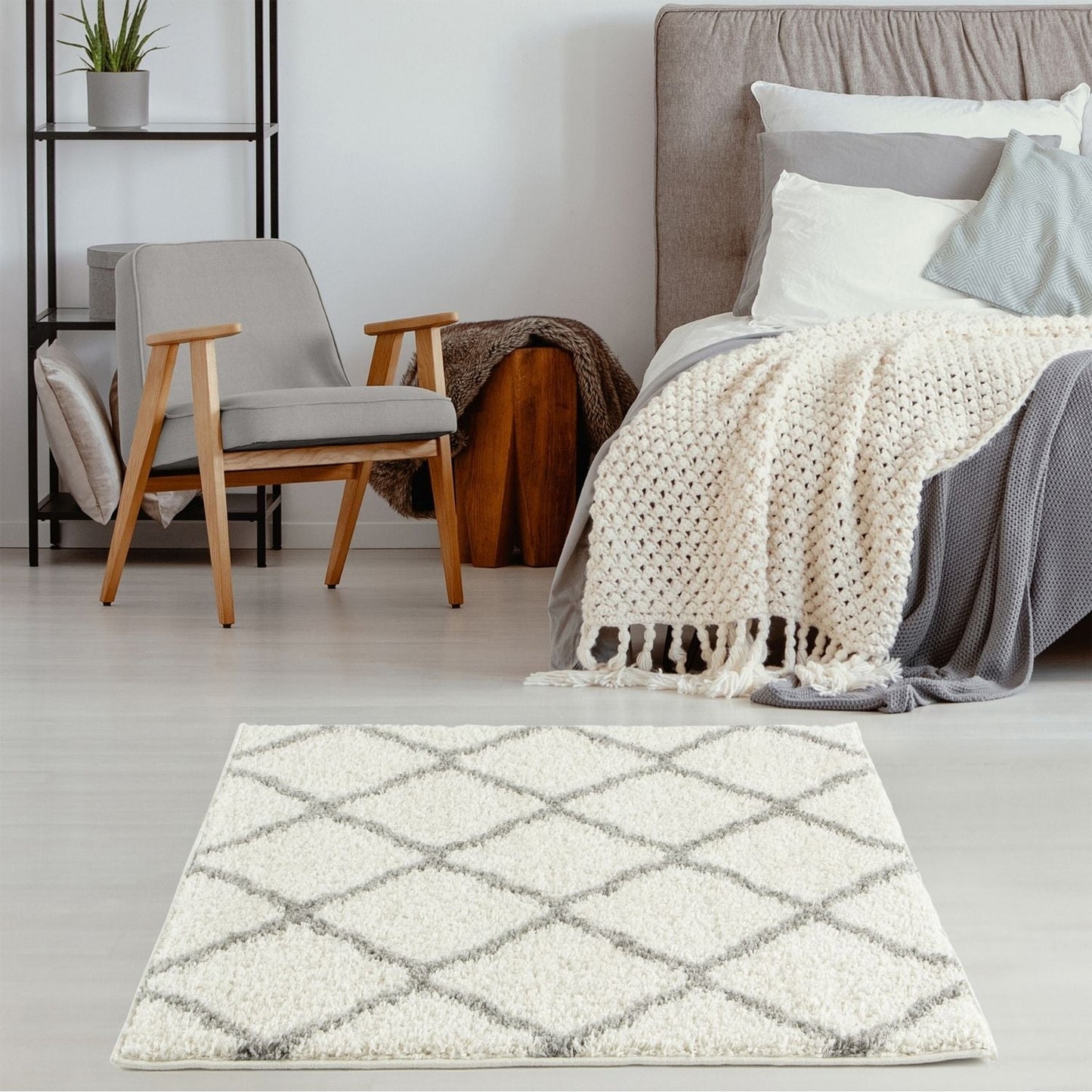 Moroccan Ivory Shaggy Rug | 700