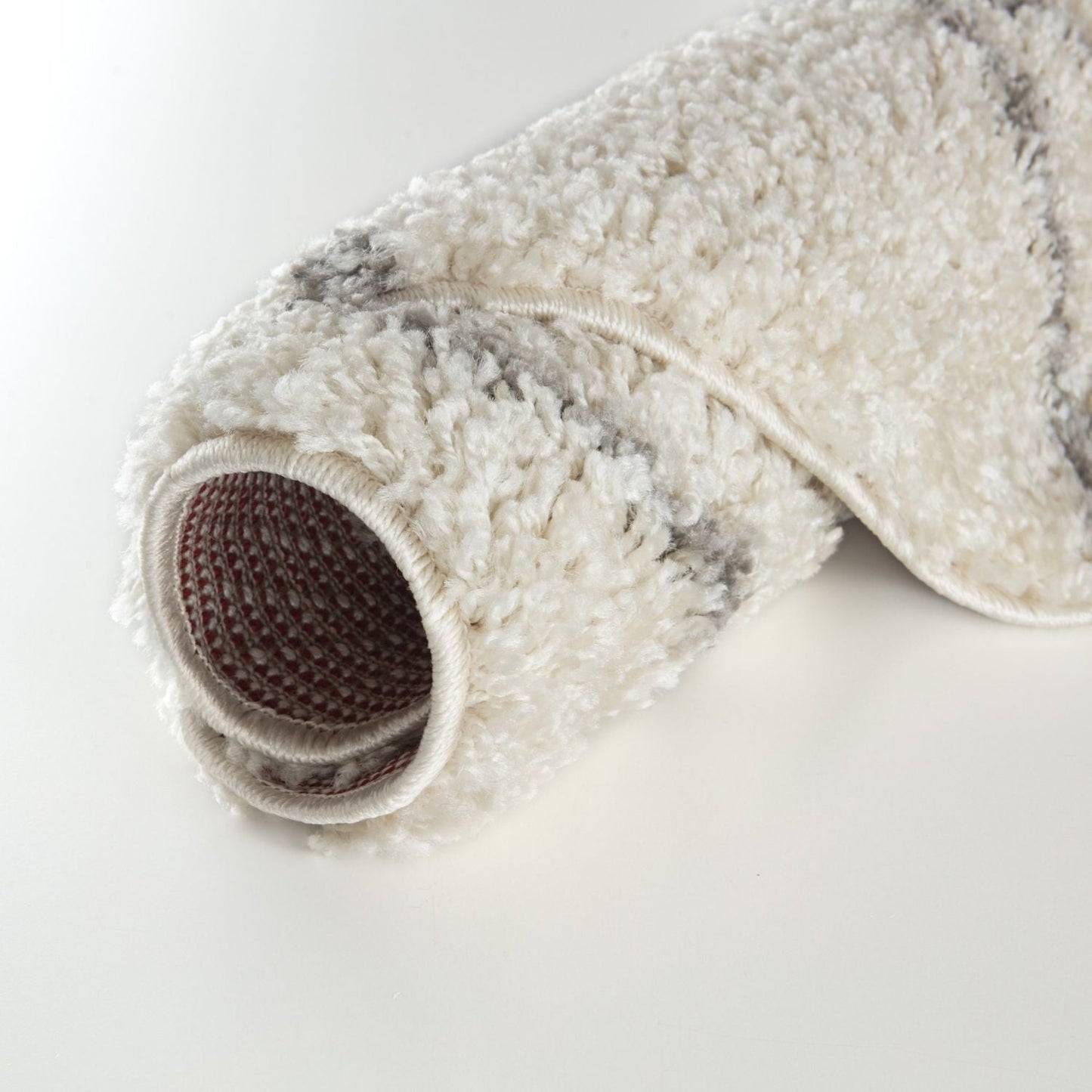 Moroccan Ivory Grey Shaggy Rug | 800