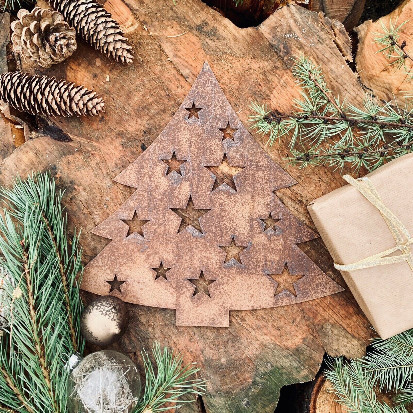 Buy Rusty Metal Christmas Tree Decoration Online - Fast Nationwide Delivery