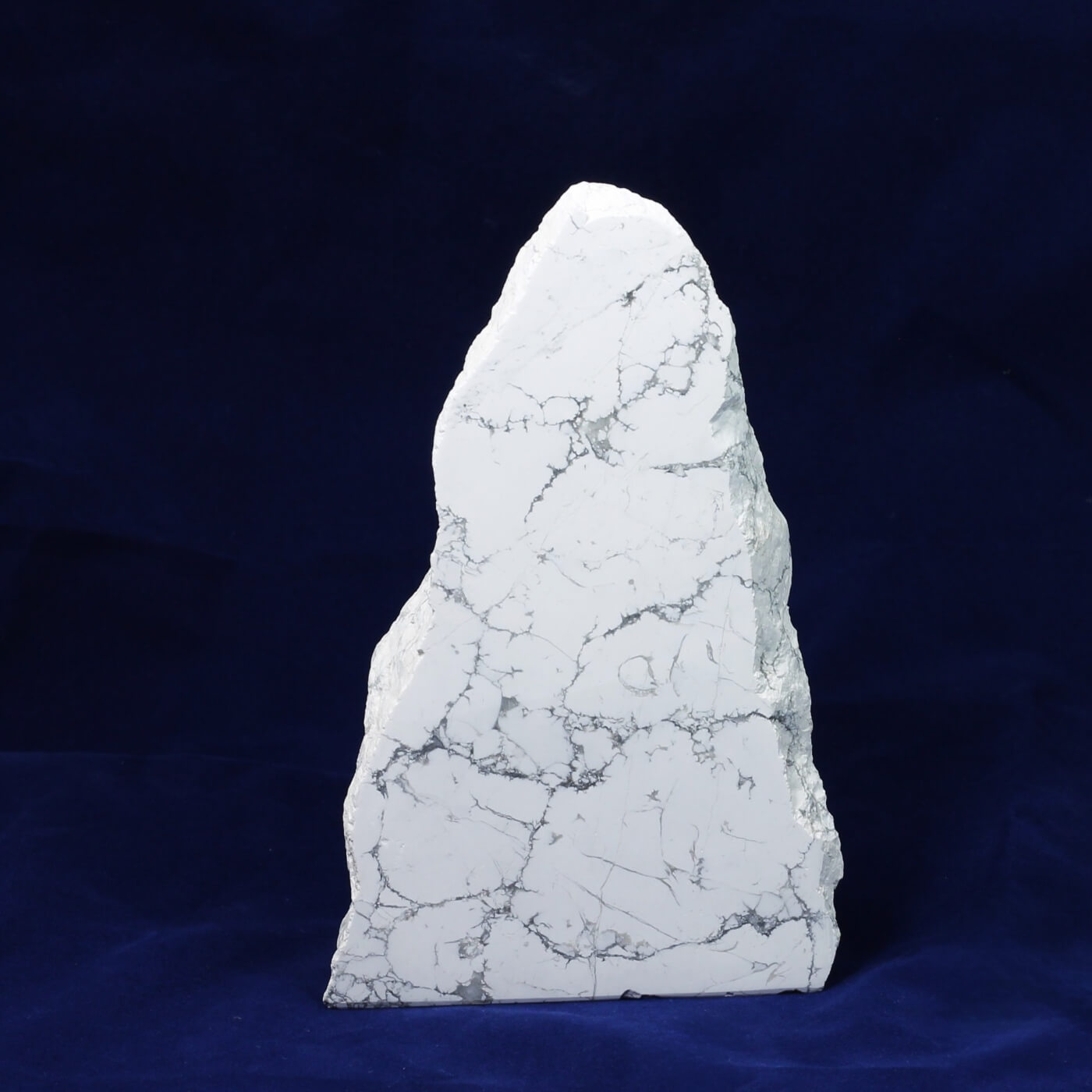 White Howlite Spirit Of Serenity Stone (1629g)
