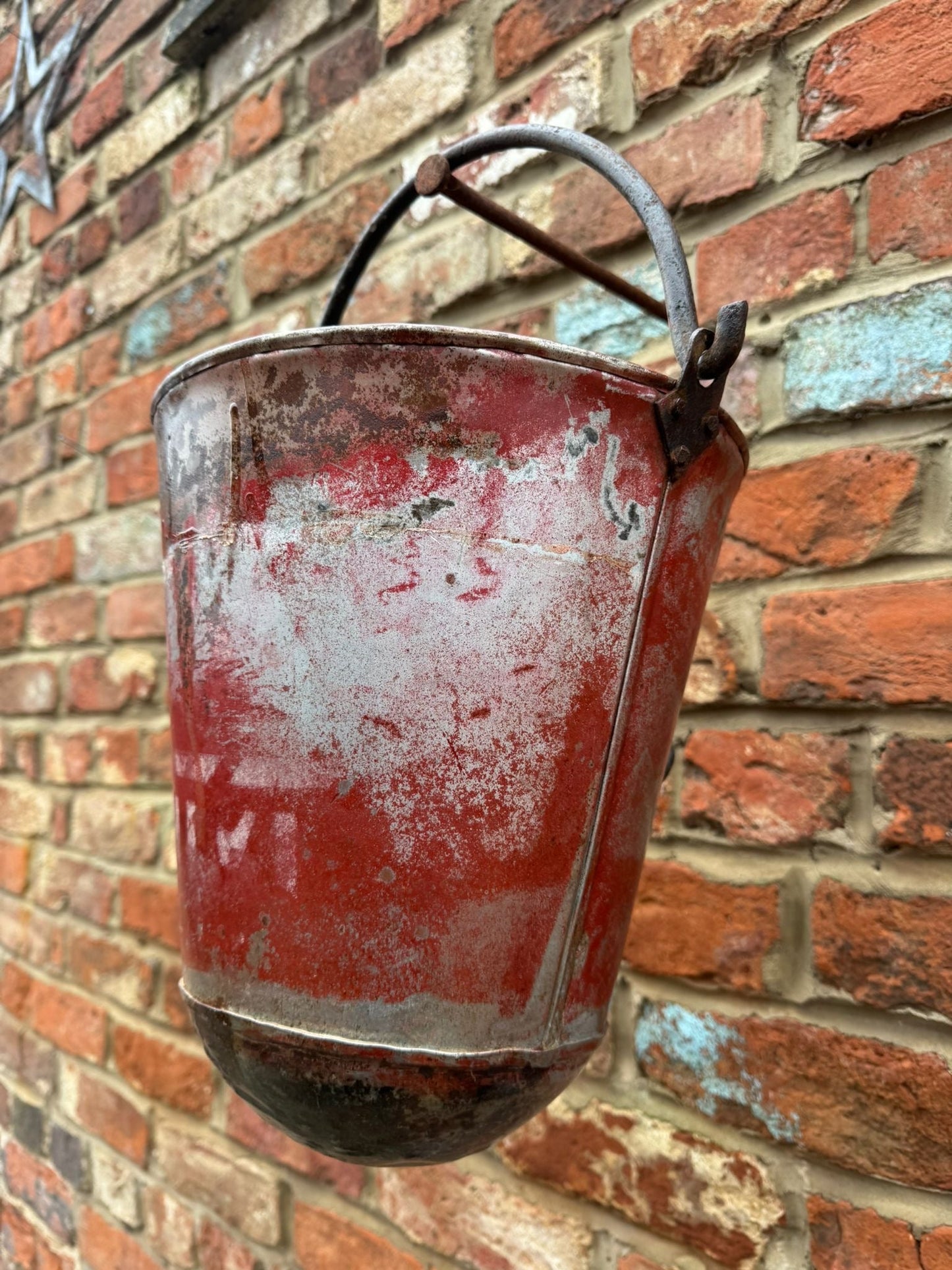 Vintage Galvanised Hanging Fire Bucket Basket / Plant Pot / Planter Pail C