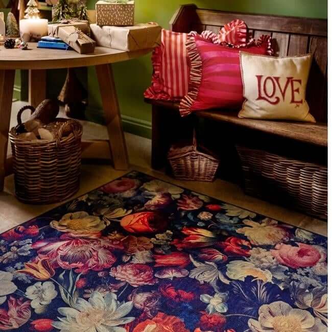 Eco-Washable Dark Flowers Design