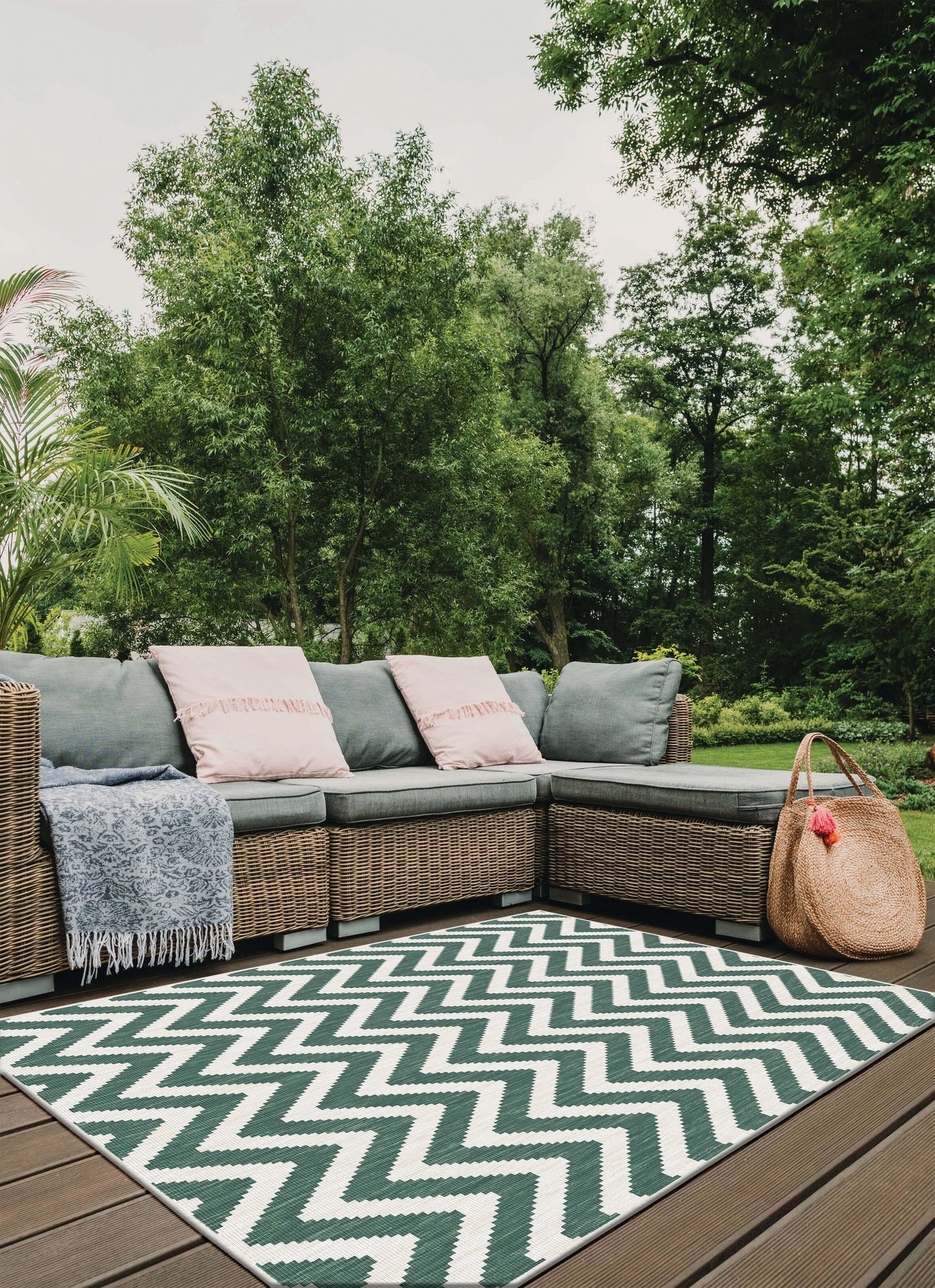 Duo Weave Outdoor Rug Chevron