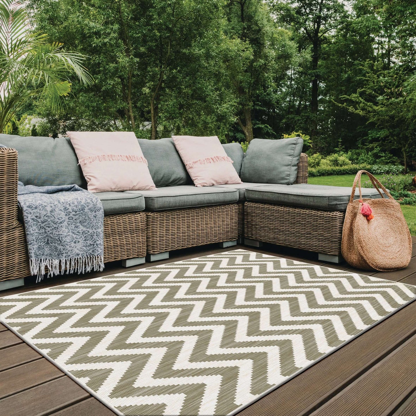 Duo Weave Outdoor Rug Chevron