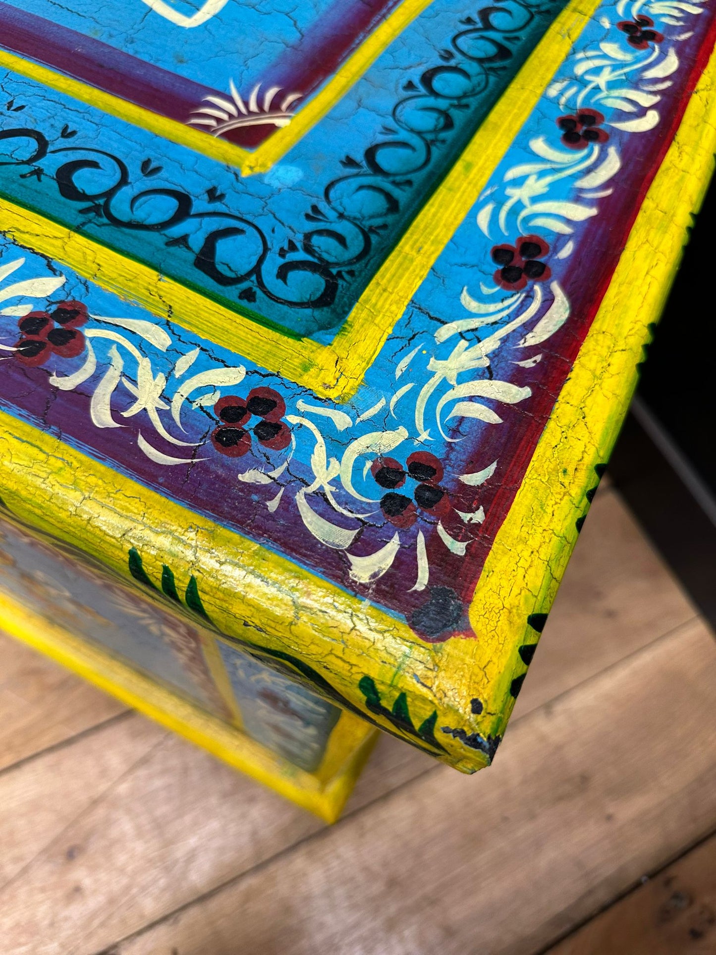 Vintage Indian Hand Painted Trunk Blanket Chest / Coffee Table / Sideboard Blue