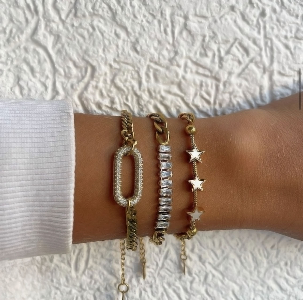 Astara Luxe 18k Gold Plated Star Bracelet