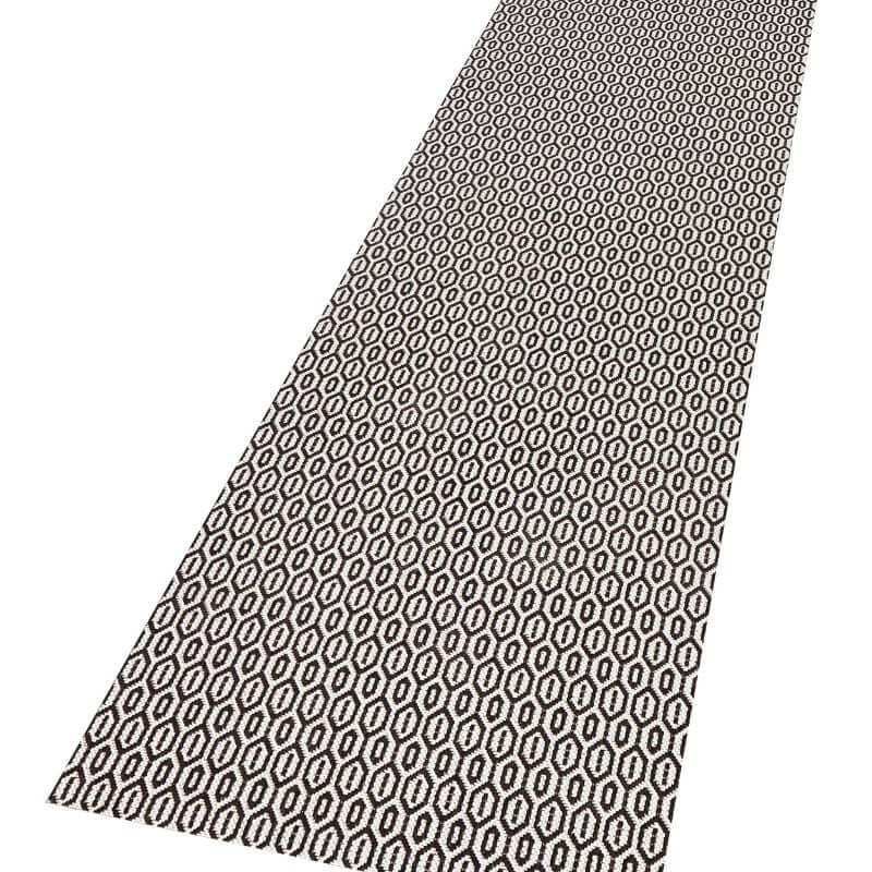 Indoor Outdoor Coin Rug – Geometric Design