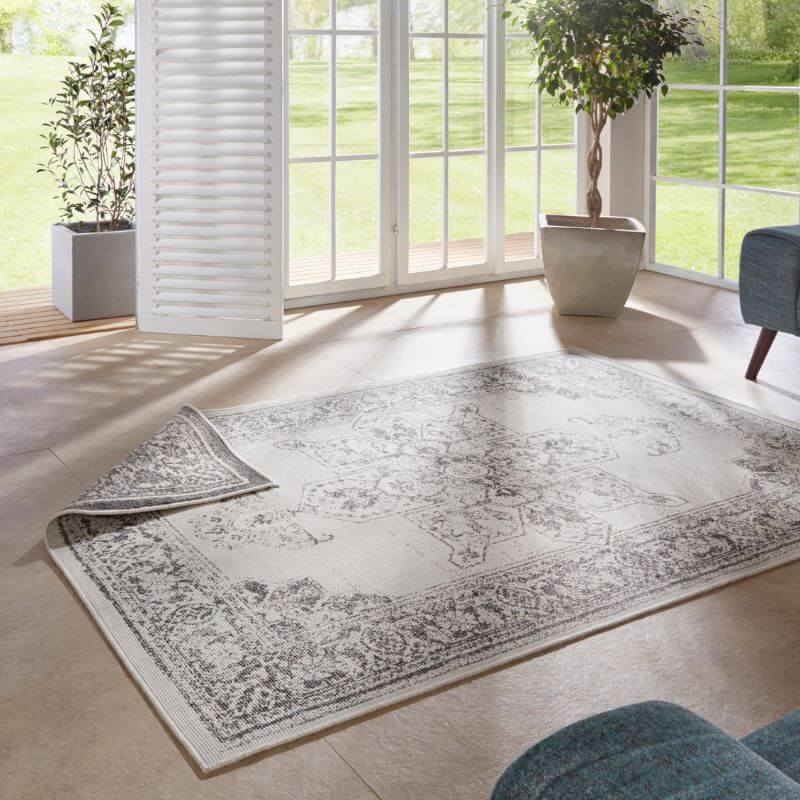 Borbon Reversible Indoor-Outdoor Rug