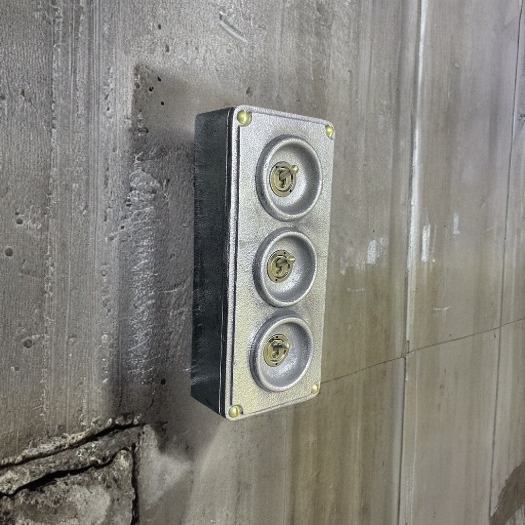 3 Gang 2 Way Solid Cast Metal Surface Mounting Light Switch Industrial 2 Way - BS EN Approved Vintage Crabtree Style