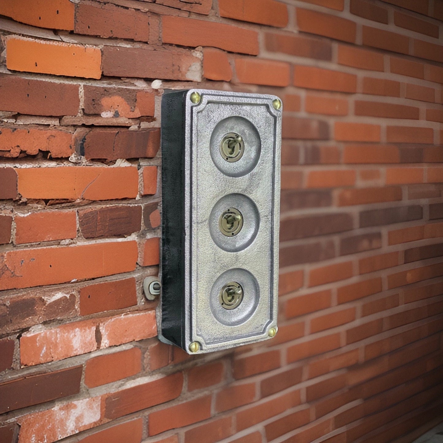 3 Gang 2 Way Solid Cast Metal Surface Mounting Conduit Light Switch Industrial - BS EN Approved Vintage 1950’s Britmac Style