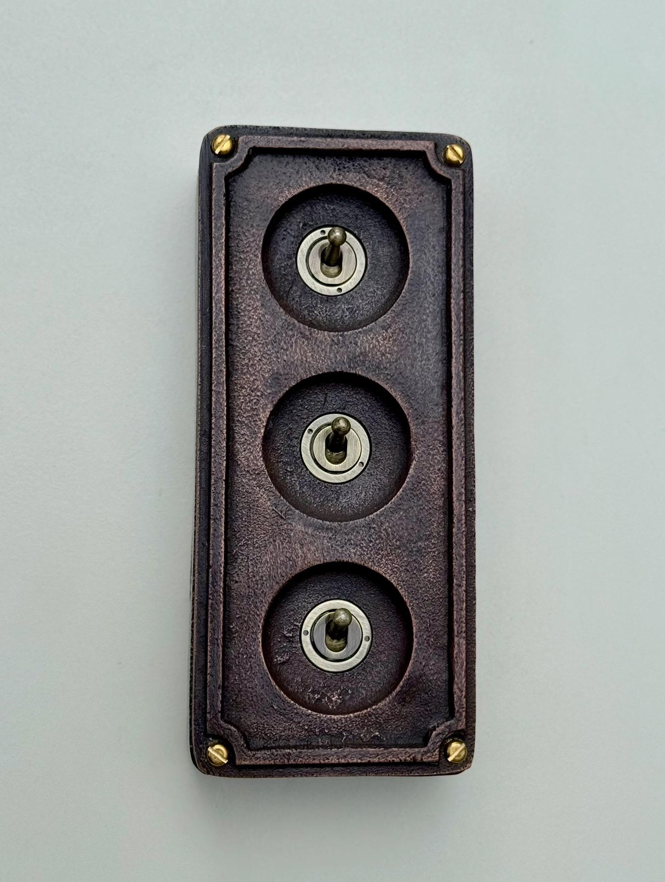 3 Gang Solid Cast Antique Copper Metal Conduit Light Switch Industrial 2 Way - BS EN Approved Vintage Crabtree 1950’s Style