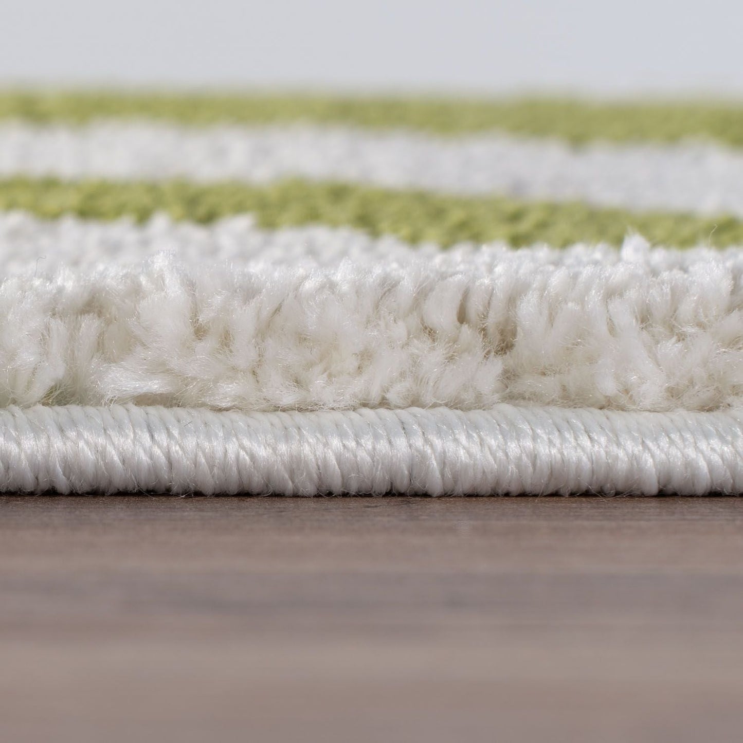 Joli Checkered Green & White Rug