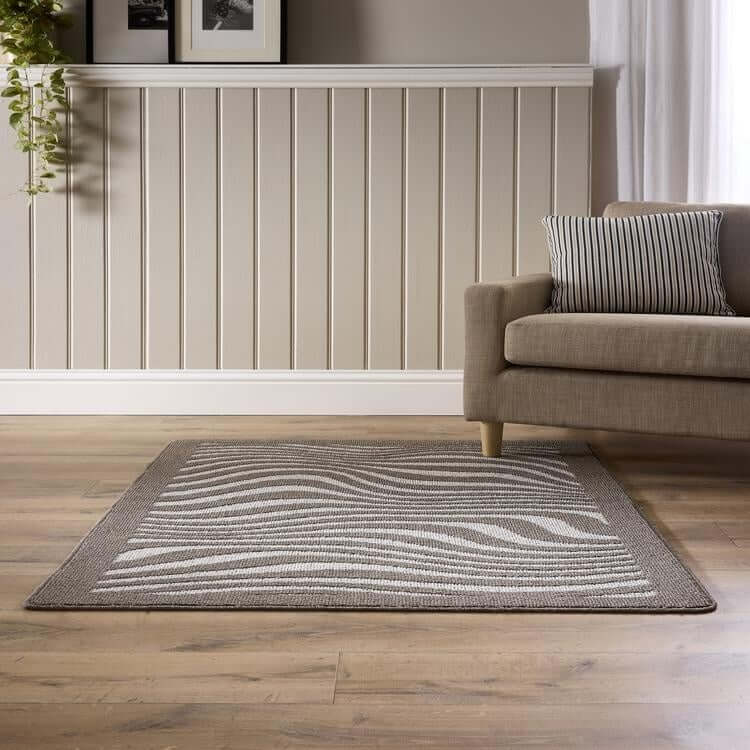 Patterned Washable Mat and Runner in Cream & Brown